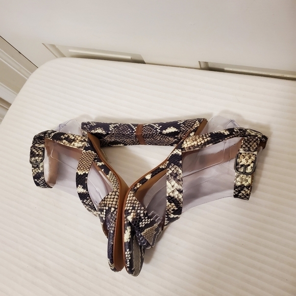 Madewell Liv Sandals in Snake Embossed Leather, Size 8 - Picture 5 of 16